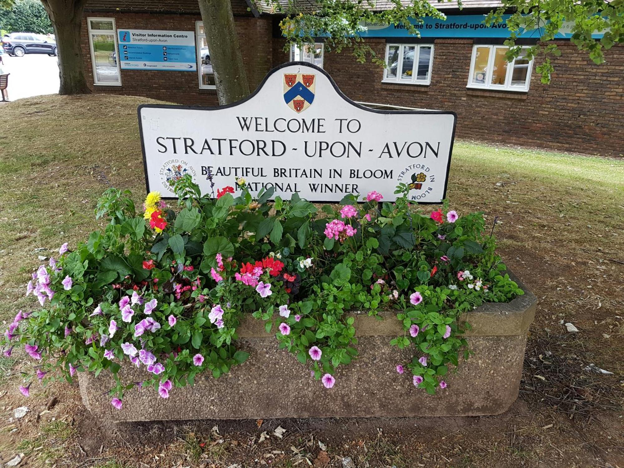Stratford Upon Avon: 2 Bed Town Centre Apartment, Parking For One Car Eksteriør billede